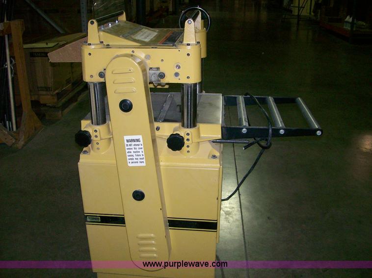 image for item 1318 Powermatic 15 planer
