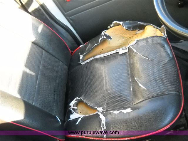 image for item 1688 1991 Ford CF7000 box truck