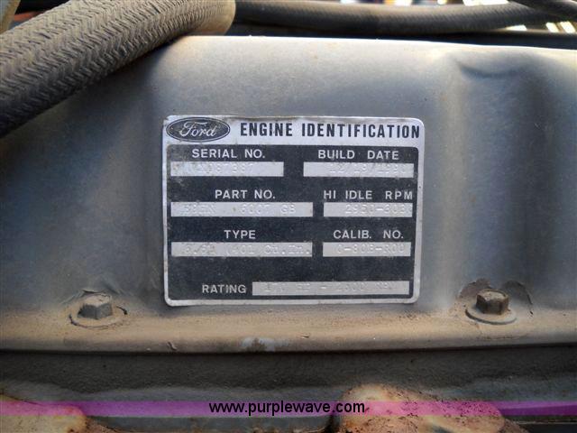 image for item 1688 1991 Ford CF7000 box truck