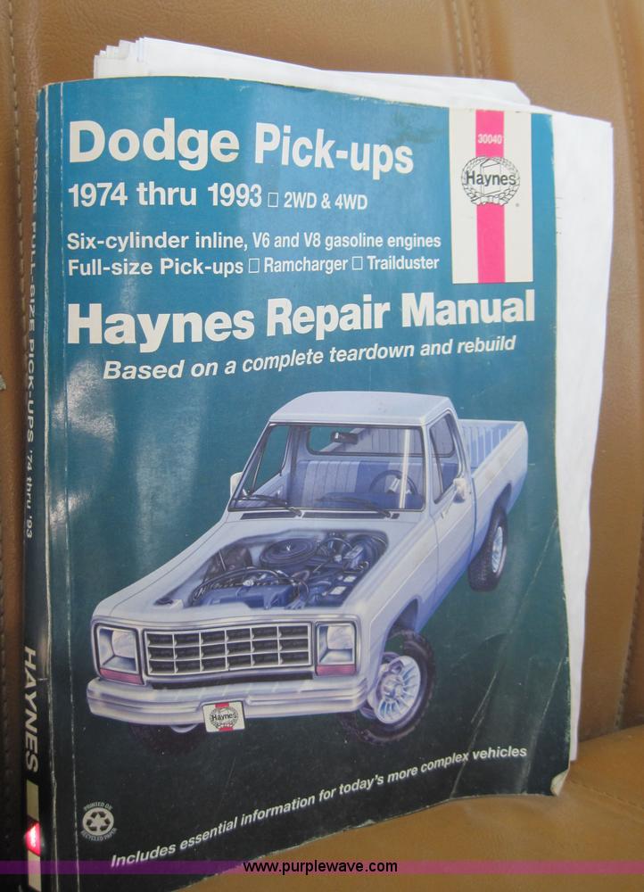image for item 3154 1992 Dodge D350 pickup truck