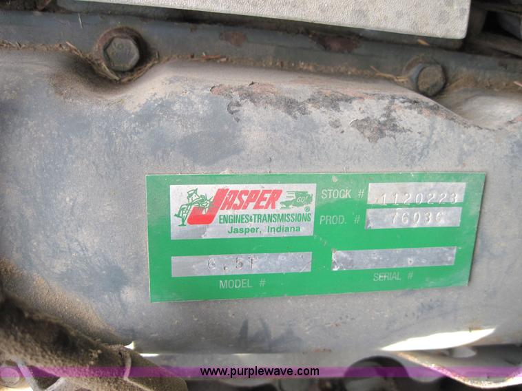 image for item 3155 1994 Chevrolet C2500 Cheyenne extended cap pickup truck