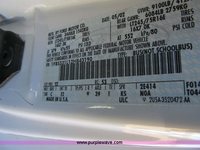 image for item 3592 2002 Ford E350 super duty XLT van