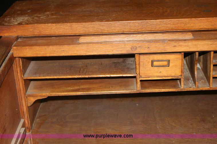 image for item 3655 Wood roll top desk and chair