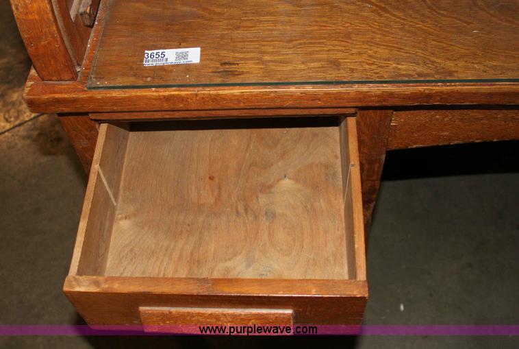 image for item 3655 Wood roll top desk and chair