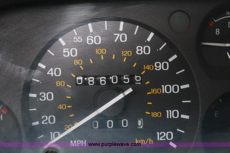 image for item 4829 1994 Mercury Cougar XR7