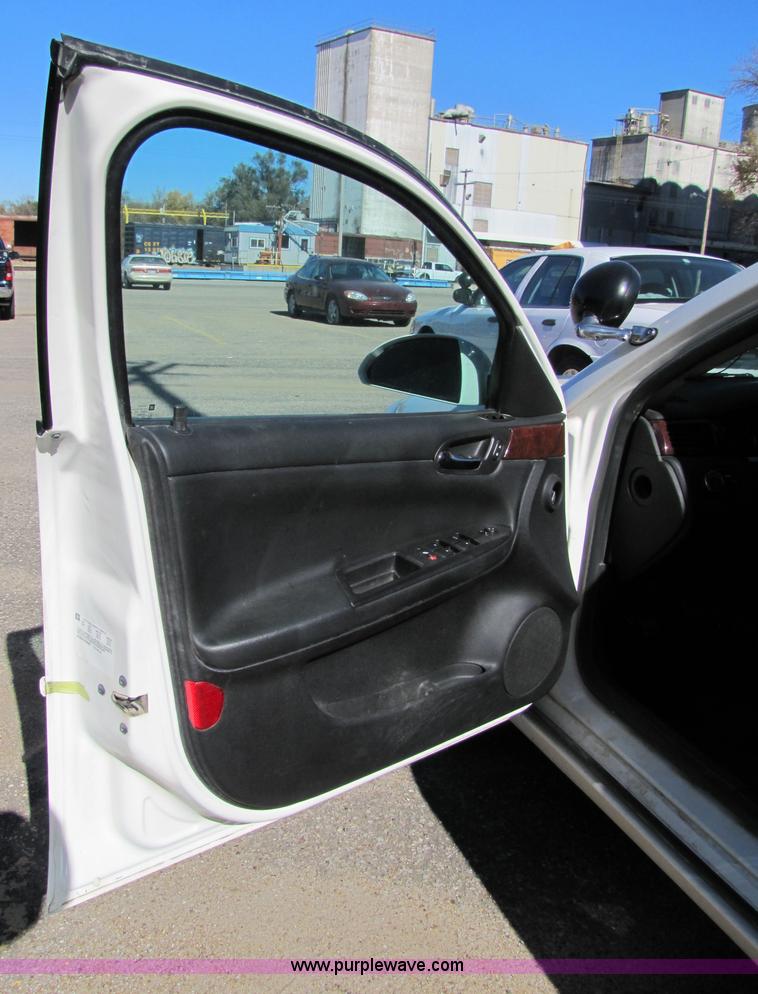 image for item 5128 2006 Chevrolet Impala