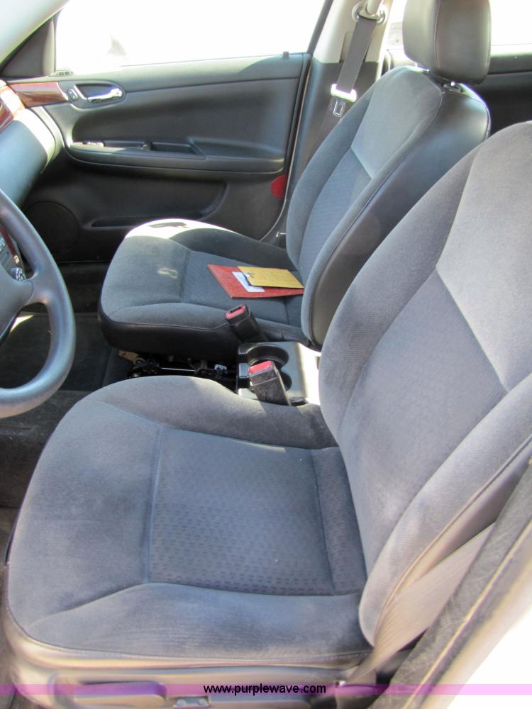 image for item 5128 2006 Chevrolet Impala