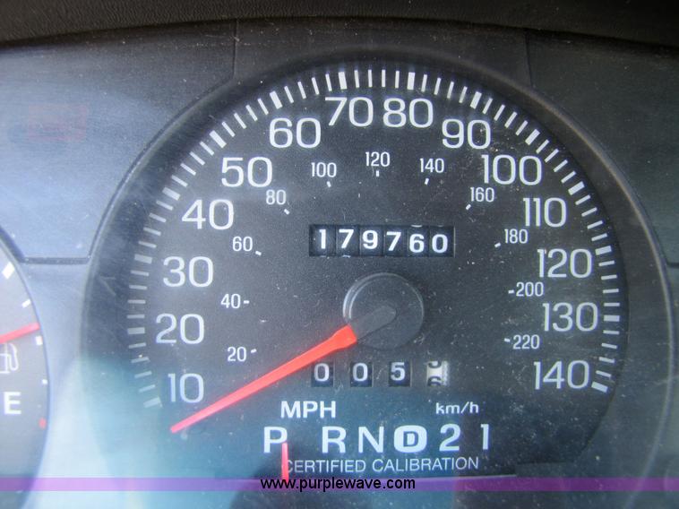 image for item 5129 2003 Ford Crown Victoria police intercepter