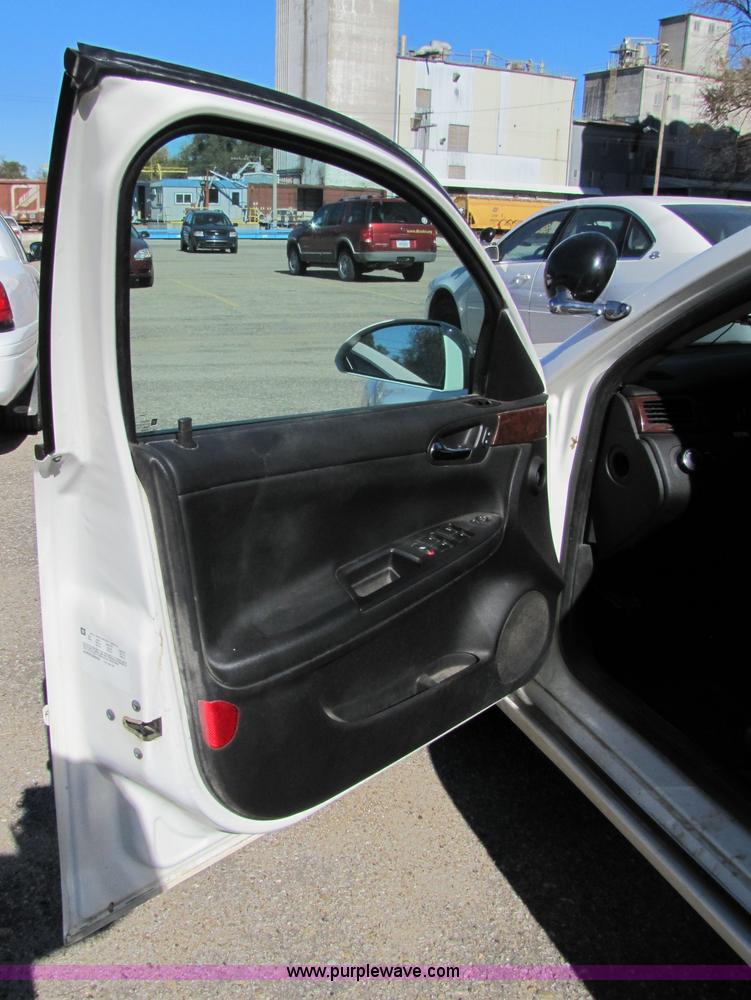image for item 5130 2006 Chevrolet Impala