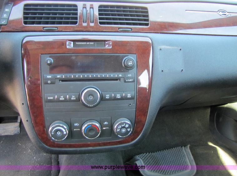 image for item 5130 2006 Chevrolet Impala