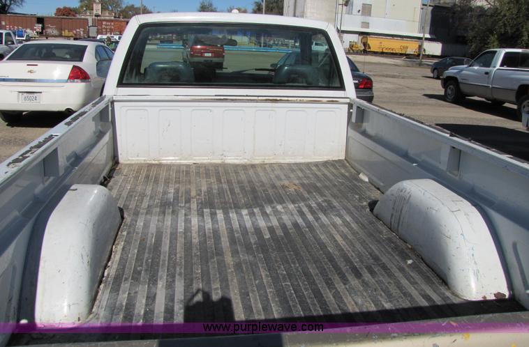 image for item 5132 1993 Chevrolet 1500 pickup