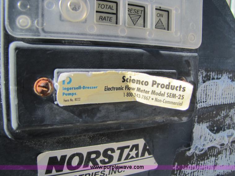 image for item 5134 1998 Isuzu FRR 2.5-ton spray truck