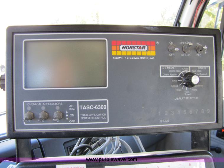 image for item 5134 1998 Isuzu FRR 2.5-ton spray truck