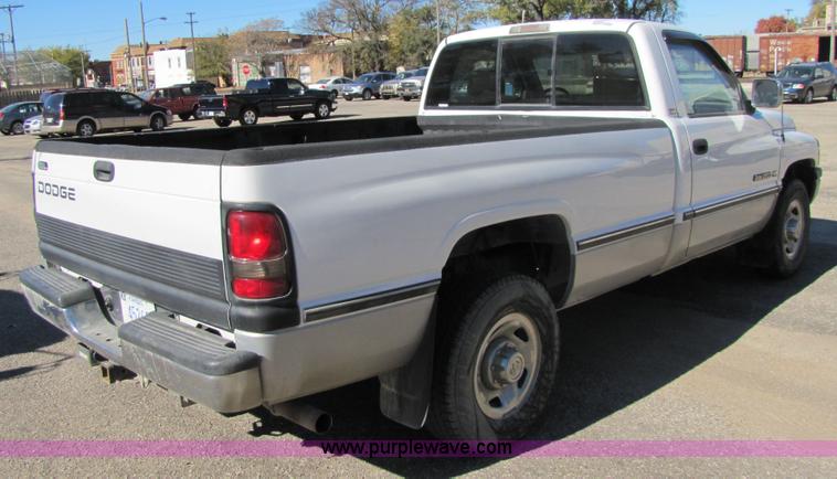image for item 5135 1996 Dodge Ram 2500