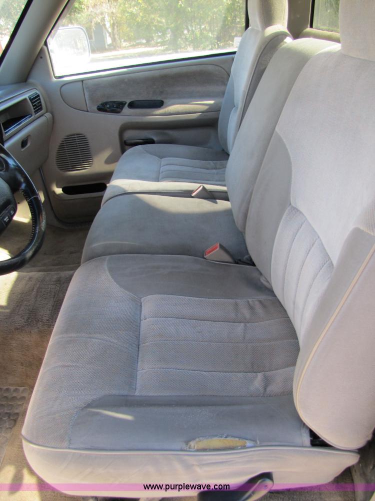 image for item 5135 1996 Dodge Ram 2500