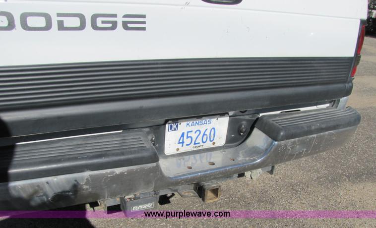 image for item 5135 1996 Dodge Ram 2500