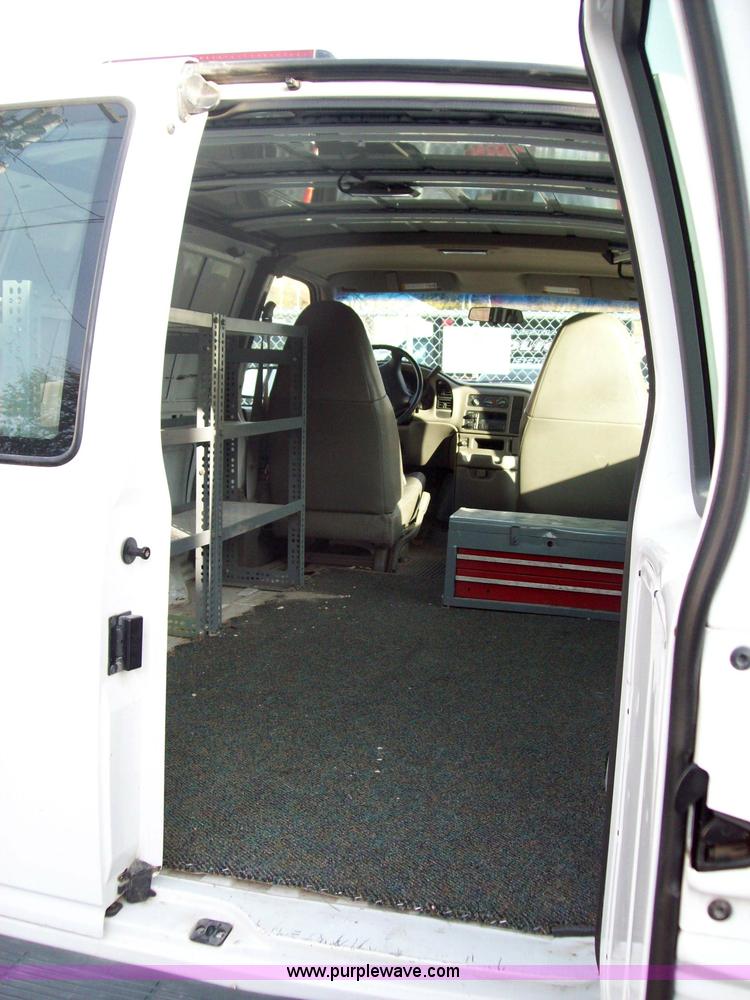image for item 5149 1998 Chevrolet Astro cargo van