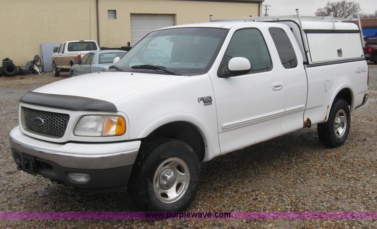 image for item 5232 2000 Ford F150 pickup truck