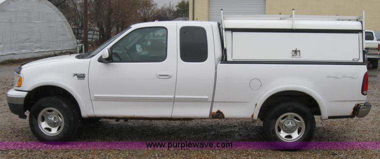 image for item 5232 2000 Ford F150 pickup truck