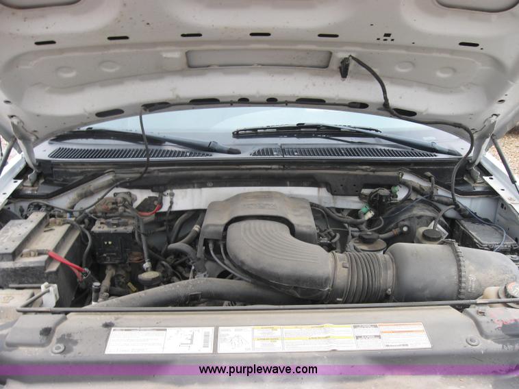 image for item 5232 2000 Ford F150 pickup truck