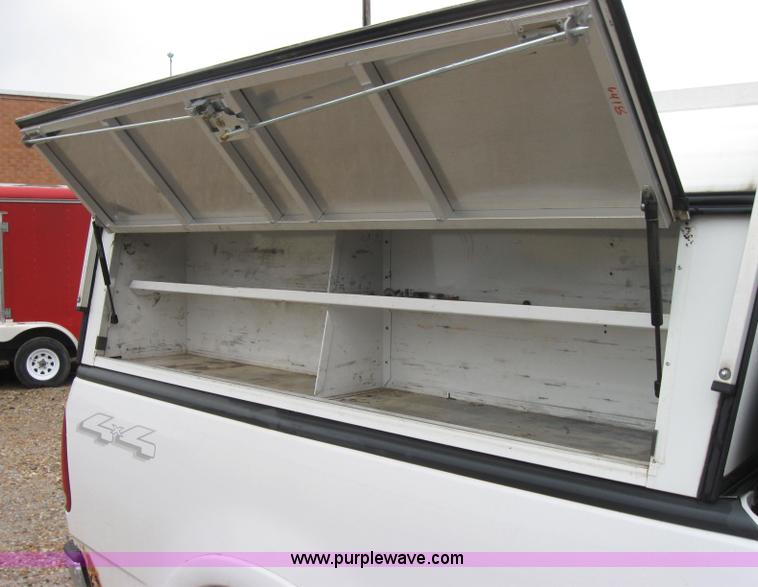 image for item 5232 2000 Ford F150 pickup truck