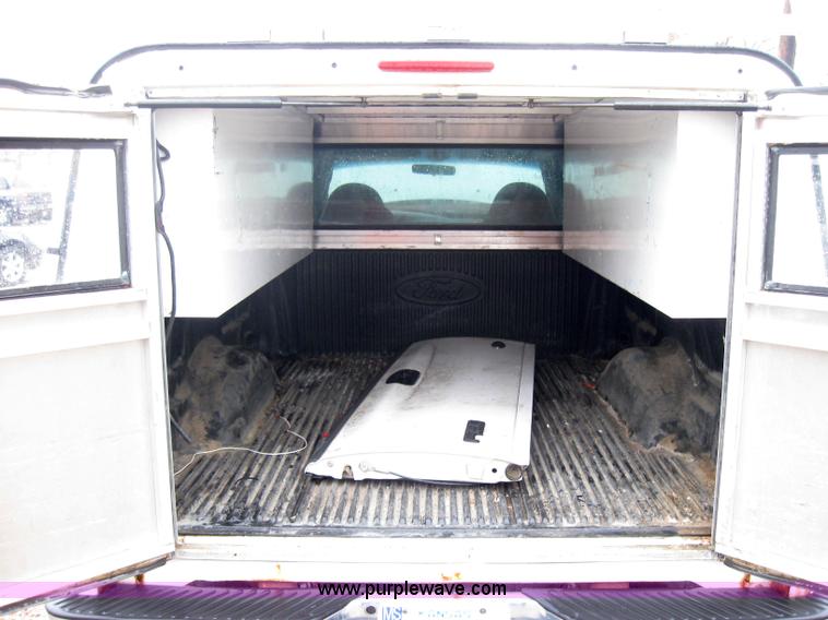 image for item 5232 2000 Ford F150 pickup truck