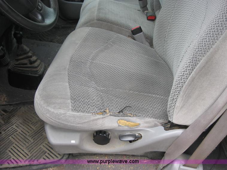 image for item 5232 2000 Ford F150 pickup truck