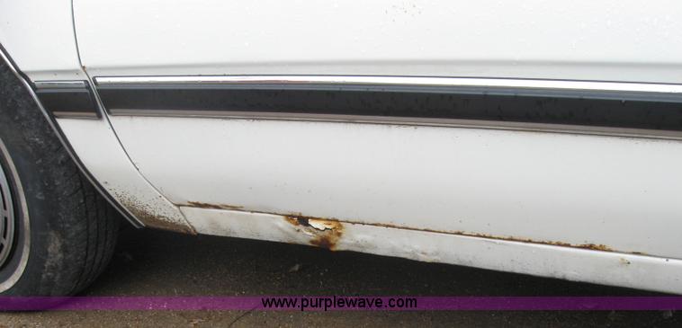 image for item 5233 1988 Buick Lesabre Limited