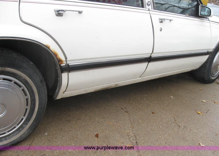 image for item 5233 1988 Buick Lesabre Limited