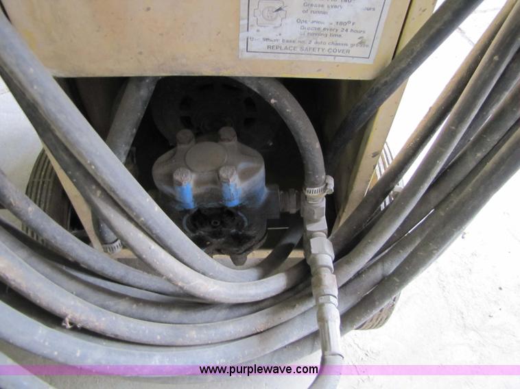 image for item 5300 Handy 1000 industrial pressure washer