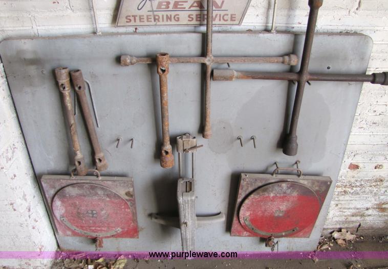 image for item 5301 Bear wheel alignment tool