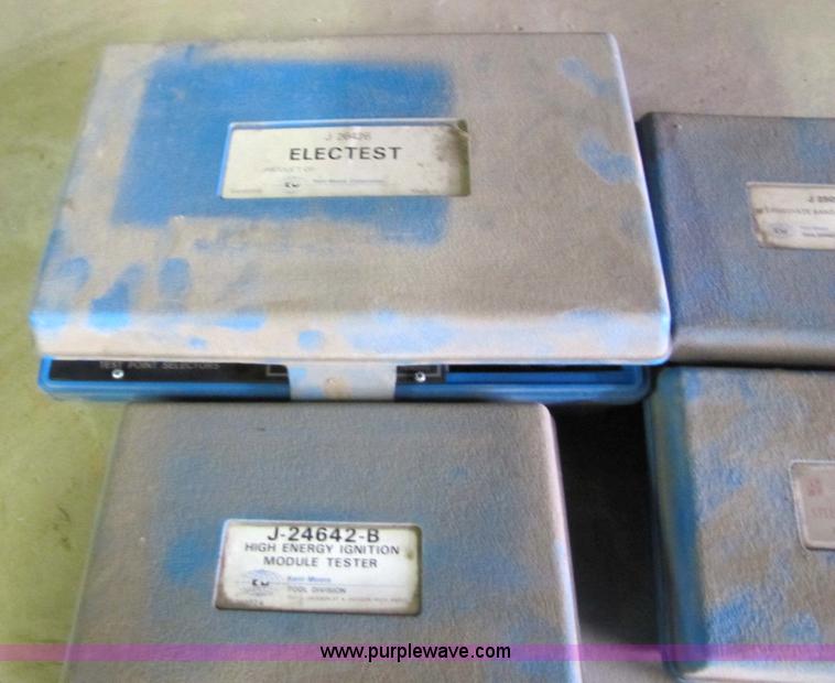 image for item 5303 Large assortment of 1950's-1960's Chevrolet specialty tools