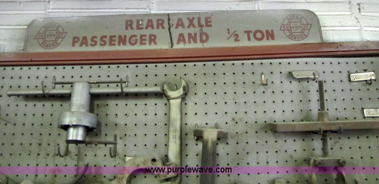 image for item 5305 Large assortment of 1950's and 1960's Chevrolet specialty tools