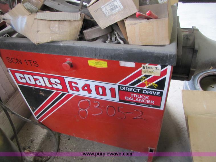 image for item 5308 Coats 6401 direct drive tire balancer