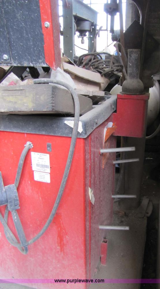 image for item 5308 Coats 6401 direct drive tire balancer