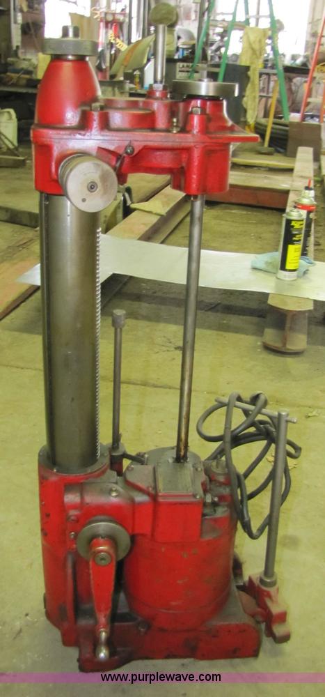 image for item 5310 Van Norman "Perfecto" 900 boring bar