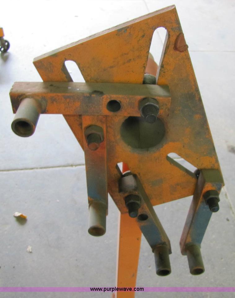 image for item 5312 Allied HD 750lb engine stand