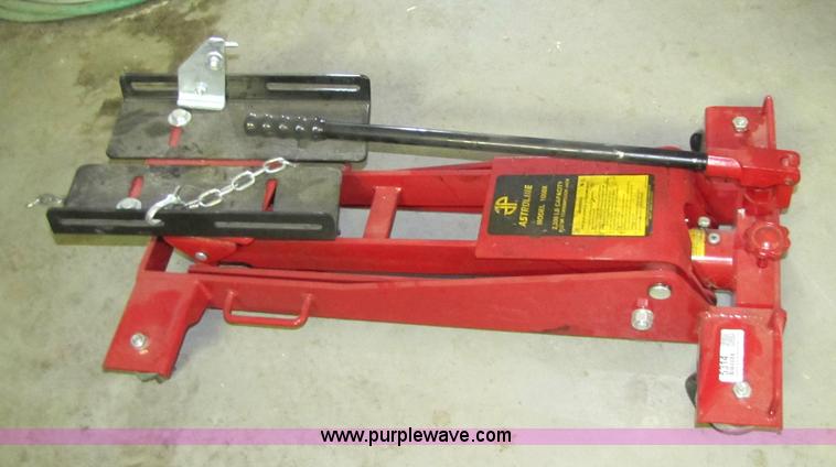 image for item 5314 Astroline transmission jack