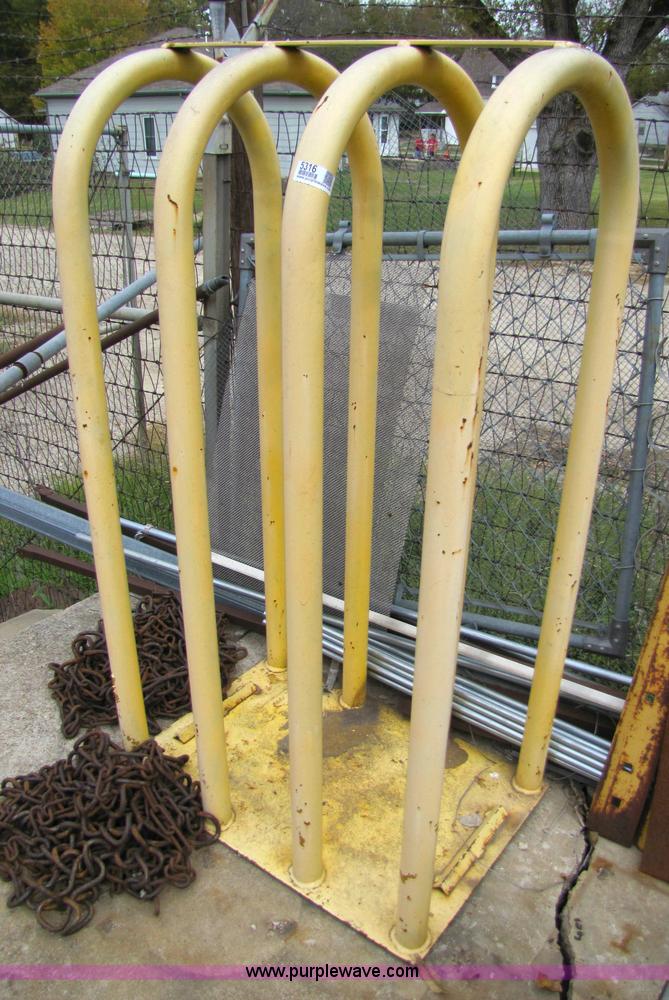 image for item 5316 Tire inflation cage