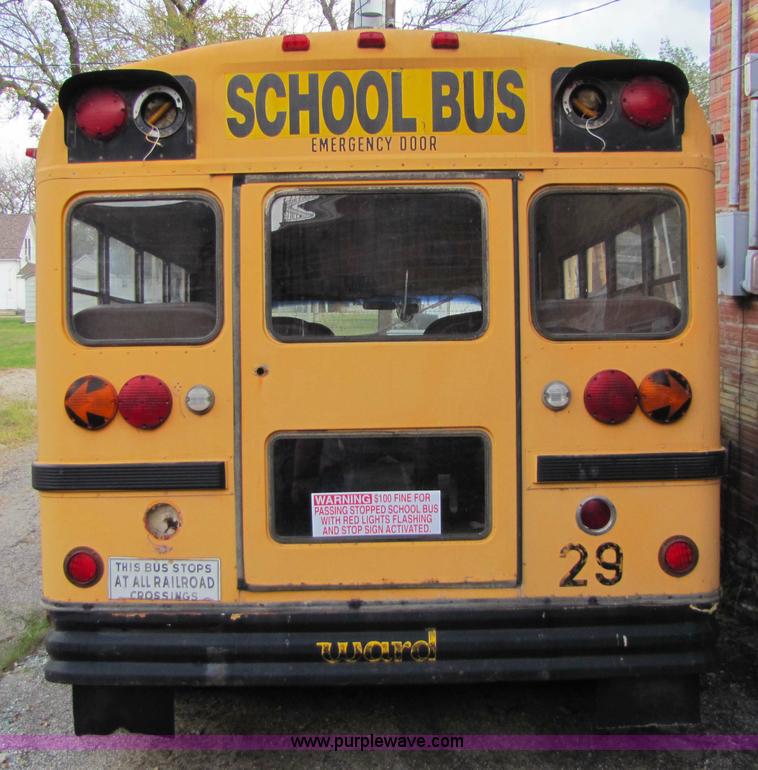 image for item 5318 1989 Chevrolet Vandura G3500 22 passenger bus