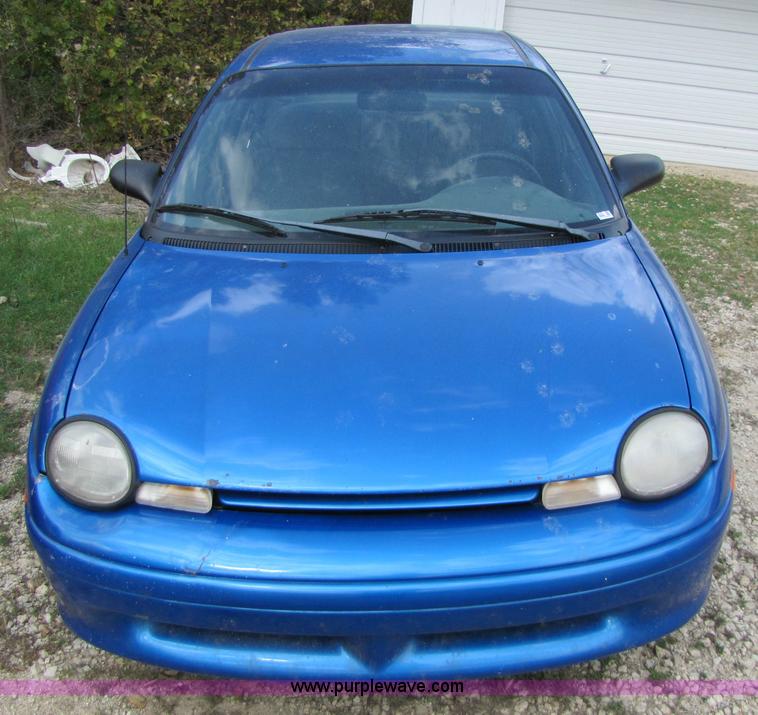 image for item 5319 1998 Dodge Neon