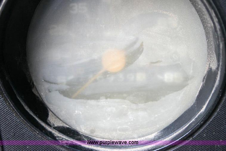 image for item 6283 1980 GMC Sierra 15 pickup truck