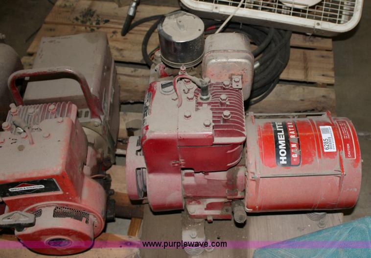 image for item 6285 Homelite generator