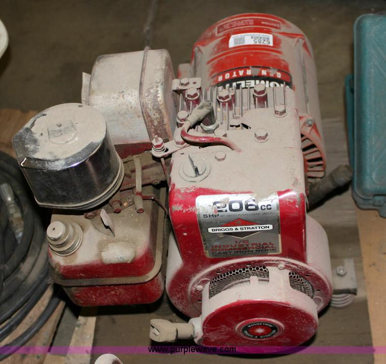 image for item 6285 Homelite generator