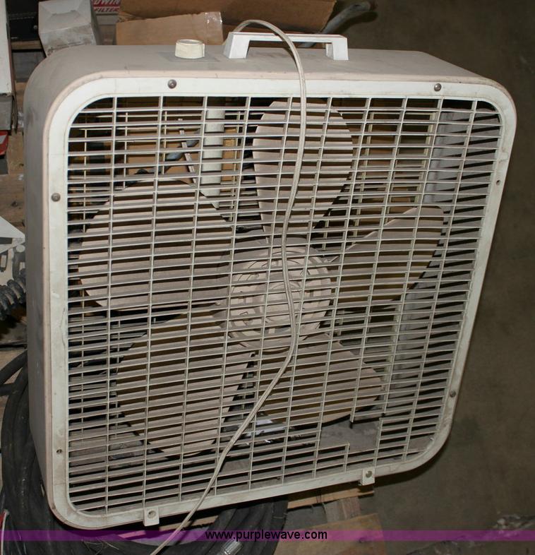 image for item 6288 Assorted tools