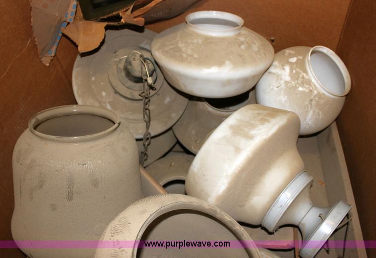 image for item 6288 Assorted tools