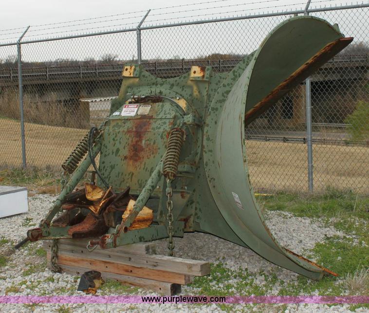 image for item 6289 2000 Wausau WR0-10 13' rollover snow plow