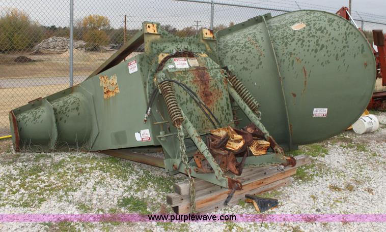 image for item 6289 2000 Wausau WR0-10 13' rollover snow plow