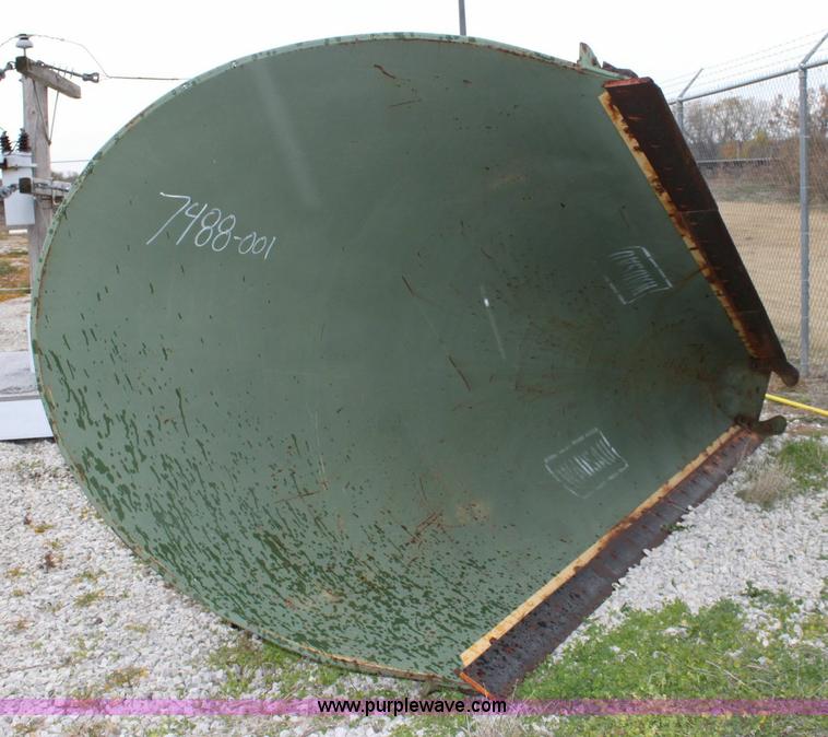 image for item 6289 2000 Wausau WR0-10 13' rollover snow plow