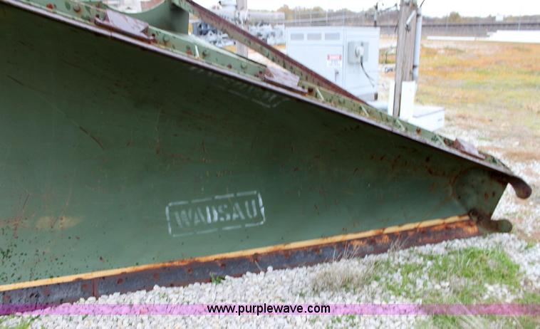 image for item 6289 2000 Wausau WR0-10 13' rollover snow plow